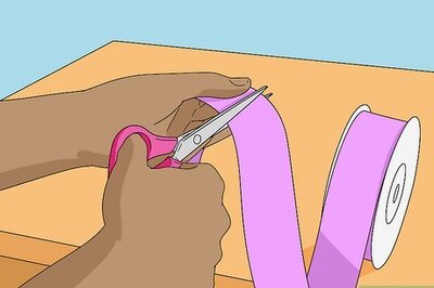 How to Make a Gift Bow