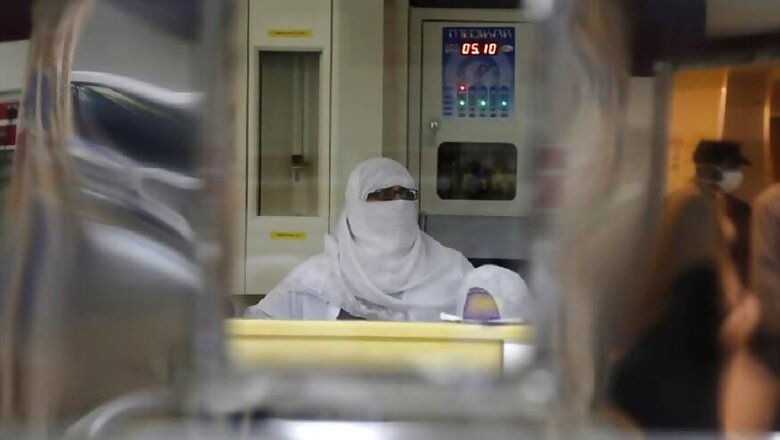 Chinese National Kept in Isolation Ward of Kolkata Hospital over Coronavirus Threat