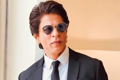 Shah Rukh Khan, Atlee Cover Faces With Hoodie, Masks As They Get Clicked, See Photos