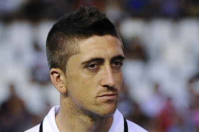 Pablo Hernandez joins Swansea from Valencia