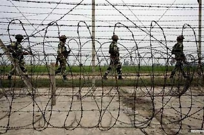 J&K: 10th ceasefire violation by Pakistan in 7 days, 2 jawans injured