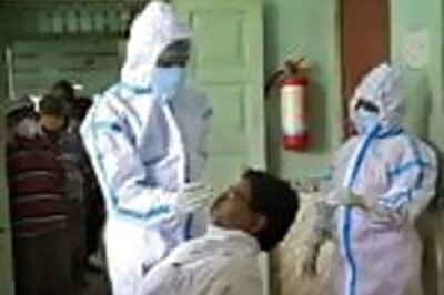 More businesses in India re-open even as COVID-19 cases surge