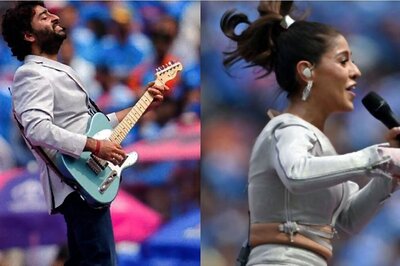 Ind Vs Pak: Arijit Singh, Sunidhi Chauhan, Shankar Mahadevan And Sukhwinder Singh Perform To Packed Stadium