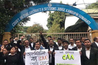 Gauhati HC Dismisses Assam Govt's Review Petition on Order to Resume Mobile Internet