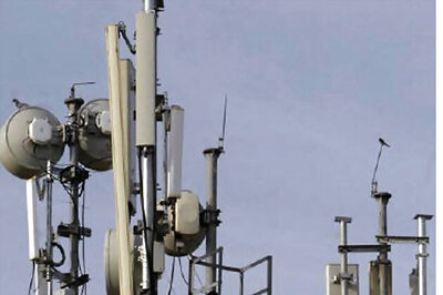 'Avoid installing mobile towers in front of school'