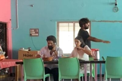 Allu Arjun, Wife Sneha Reddy Spotted Enjoying Lunch At A Local Hotel, Photo Goes Viral; See Here