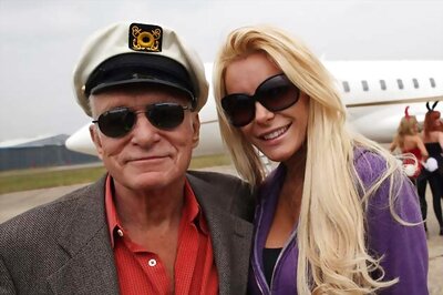 Hefner marries Crystal Harris on New Year's Eve