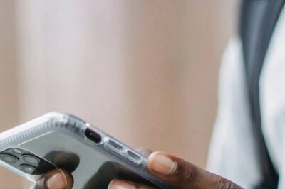 EMI For Mobile Phone Buying: 5 Must-Check Criteria For A Smart Purchase