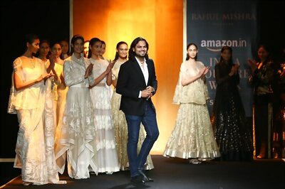 AIFW to witness Rahul Mishra's Paris Fashion Week ensembles at the French Embassy