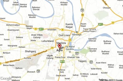 Agra celebrates Independence day amid early morning showers