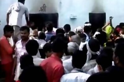 Saint ends life for people's welfare