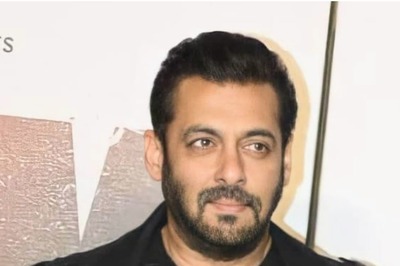 Antim Trailer Launch: Salman Khan Ditched His Strict Diet Plan to Gorge on 3 Samosas