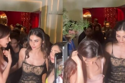 Disha Patani Holds Mouni Roy's Hand as Police Helps Them Wade Through Mob; Watch