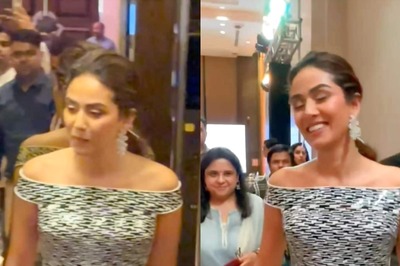 Mira Rajput Says 'Mujhe Jaane Do' As She Gets Mobbed By Paps; Watch