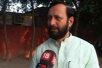  No curbs on press freedom, assures Javadekar
