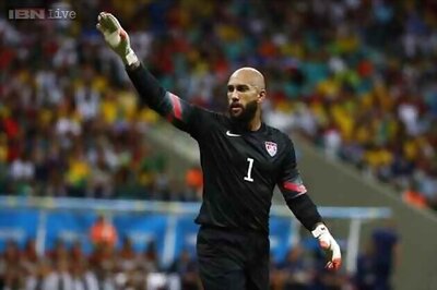 Everton goalkeeper Tim Howard out for up to six weeks
