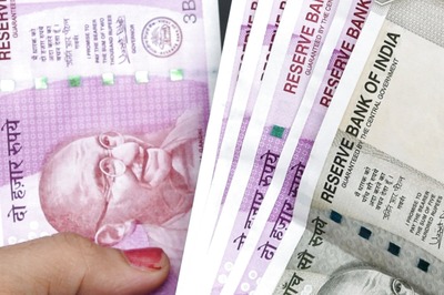 Axis Bank New Fixed Deposit Rates: Up to 6.5% Interest for Elderly. Check FD Rates