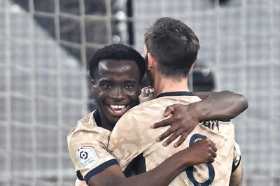 OGC Nice Beaten 2-1 by Paris St Germain to End Their Hopes of Qualifying for the Champions League