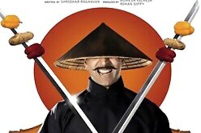 Watch: Akki-Deepika go from Chandni Chowk to China