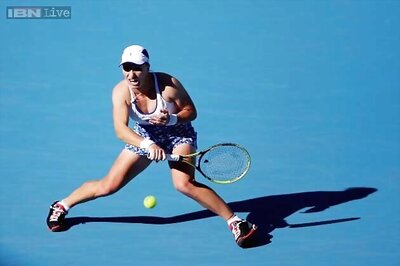 Svetlana Kuznetsova advances at Kremlin Cup