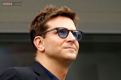 Bradley Cooper may take mother as his date to Oscars this year