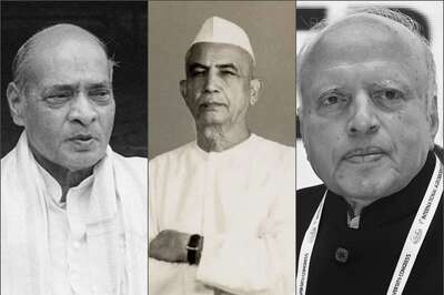 News18 Evening Digest: Bharat Ratna for Two Former PMs, Pakistan Elections and Other Top Stories