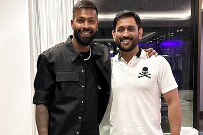 MS Dhoni's Old Picture With Hardik Pandya Shows The Former Sporting White T-Shirt Worth Rs 18,427