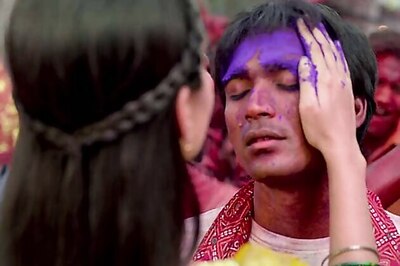 'Raanjhanaa' dialogues: Come fall in love, the Benarasi style