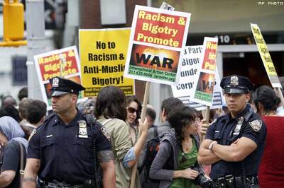 Rival rallies over Islamic Centre mark 9/11