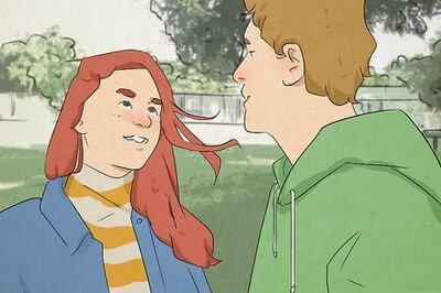 How to Tell if Two People Are Secretly Dating