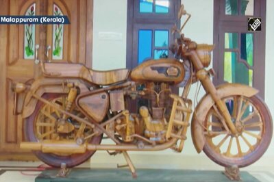 Kerala Electrician Builds Life-Size Royal Enfield Bullet Replica at Home With Carved Wood