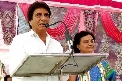 Raj Babbar Leads Exit Queue as Resignations Pile Up on Rahul Gandhi's Desk After Election Rout