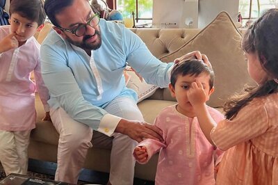 Kareena Kapoor Khan's Sons Taimur, Jeh Twin in Pink as They Celebrate Rakhi With Sister Inaaya