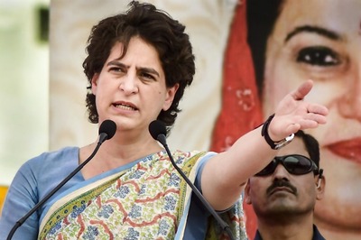 Priyanka Gandhi's Shanti March to Akhilesh's Ram Dhun: Leaders Pay Tributes to Mahatma Gandhi in UP