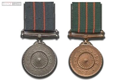 President honours defense personals with gallantry awards