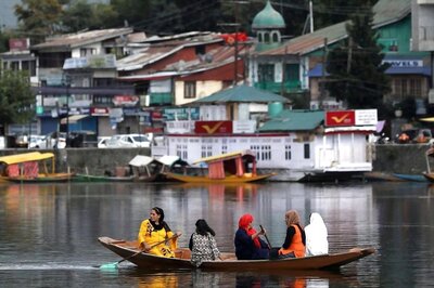 Tourism Boom in Jammu & Kashmir With 1.62 Crore Footfall So Far, Highest in 75 Years: Govt