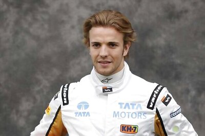 Clos to replace Narain for British GP practice