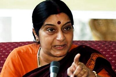 Congress flays Sushma's 'heads-for-head' remarks