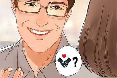 How to Ask a Girl Out if She Is Already Dating