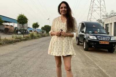 Neena Gupta Gives 'Frock ka Shock' in Mini Dress, Netizens Impressed
