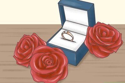 Red Rose Meaning, Symbolism, & When to Give Them to Someone
