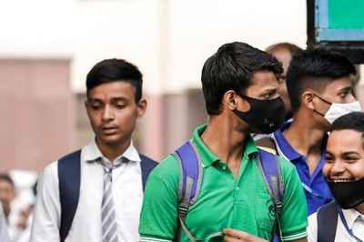 CBSE Issues Showcause Notice To 27 Schools in Delhi, Rajasthan For Violation Of Laws