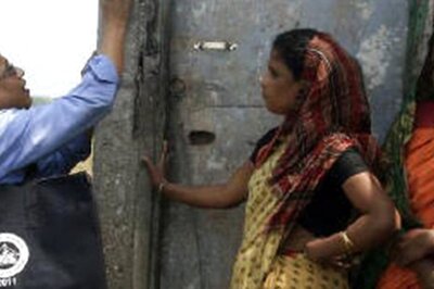 Citizens to be Allowed Online Self-enumeration for Census; Home Visit by Officials to Continue