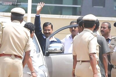 Arvind Kejriwal gets VVIP security in Bengaluru, travels in a convoy to naturopathy hospital