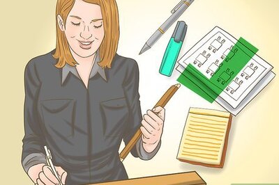How to Be a Great Host or Hostess in a Restaurant
