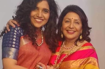 'Stay Cool, Uncomplicated': Mukta Barve's Heart-warming Post For Vandana Gupte