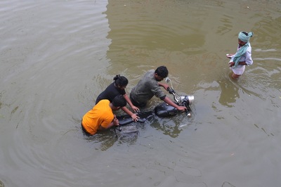 6-yr-old Among 2 Dead as Fresh Spell of Heavy Rains Leads to Chaos in Hyderabad, Brings Traffic to Halt