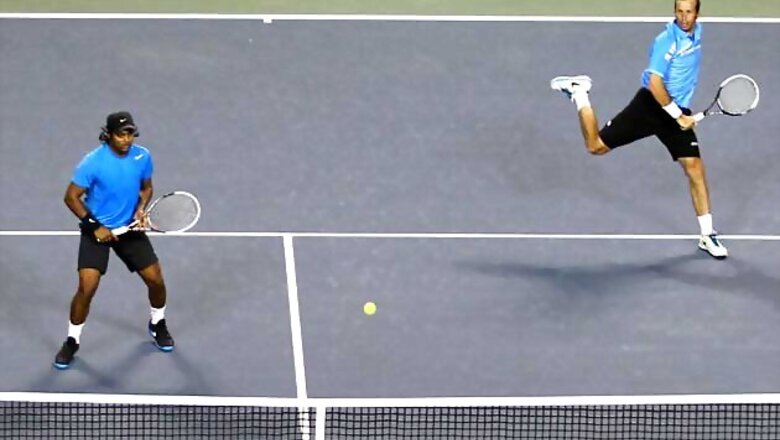 Paes-Stepanek win Shanghai Masters