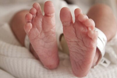 Six-month-old Falls to Death After Mother Loses Balance Due to High Heels