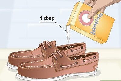 How to Remove Odor from Your Shoes with Baking Soda